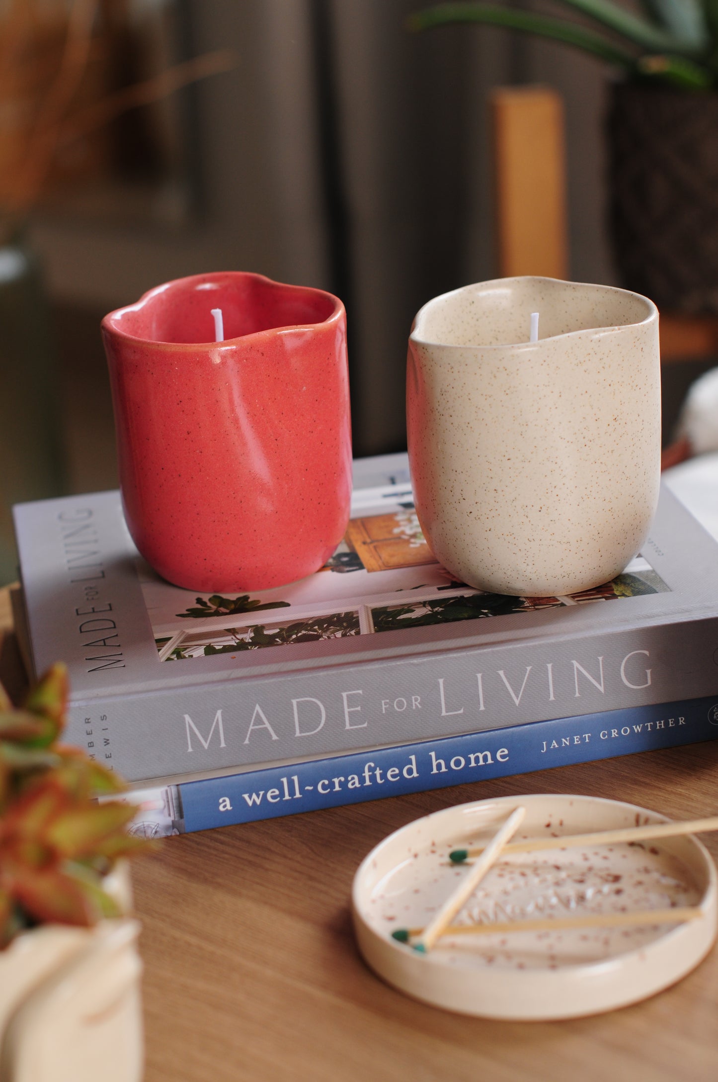 Velas Aromáticas en Cerámicas Irregulares, de 1 Mecha